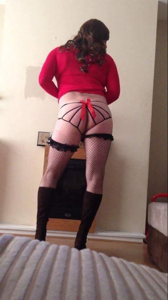Click to view full size Jason cross sissy cross dresser from bath uk