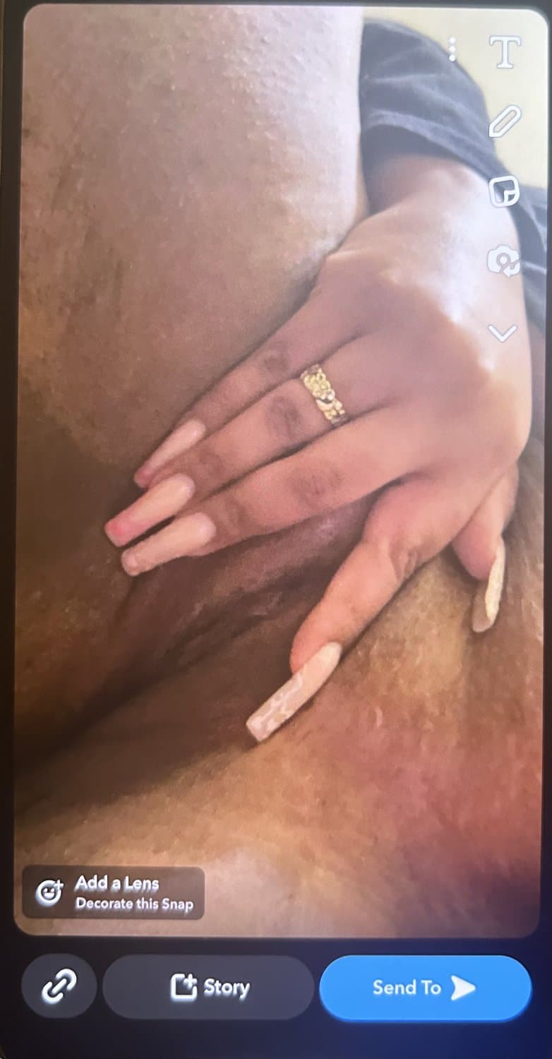 Puerto rican baddie My Eyes Only on snap