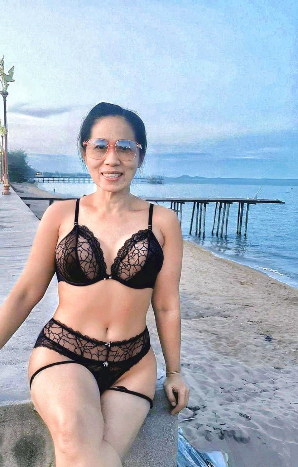 เจ๊ปอม สาวใหญ่ทวิตเตอร์ AsianMilf Busty 49ยังน่าเย็ด