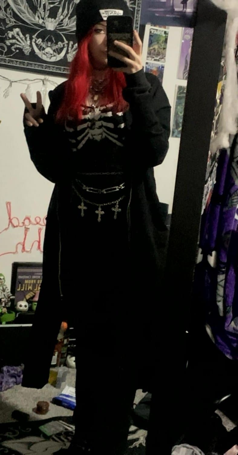 Make yourself useful or be ignored by this black goddess