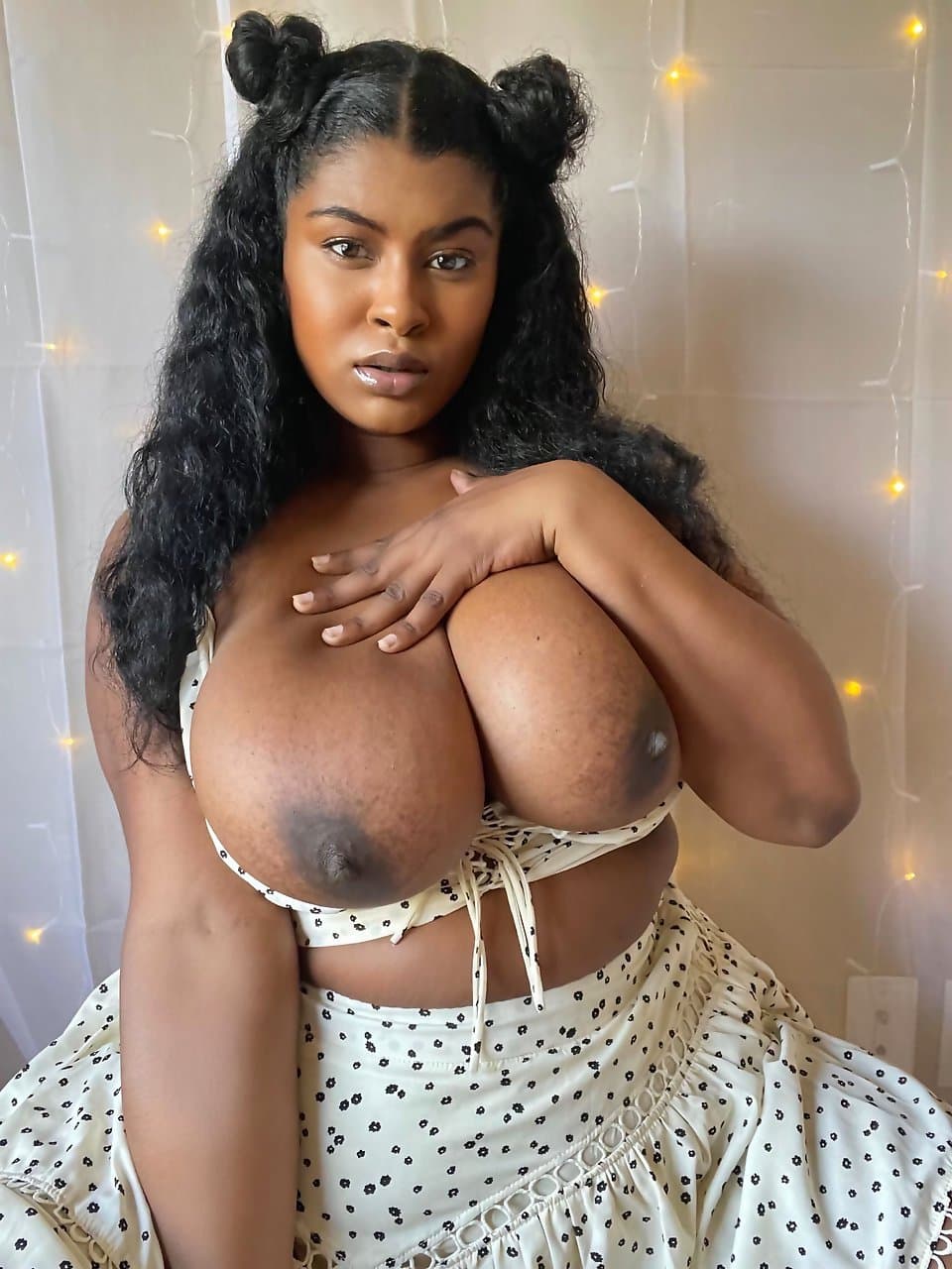 This Bitch So Bad I Would Wife Her Up So It Goes Without Saying That I Would Not Pull Out 136