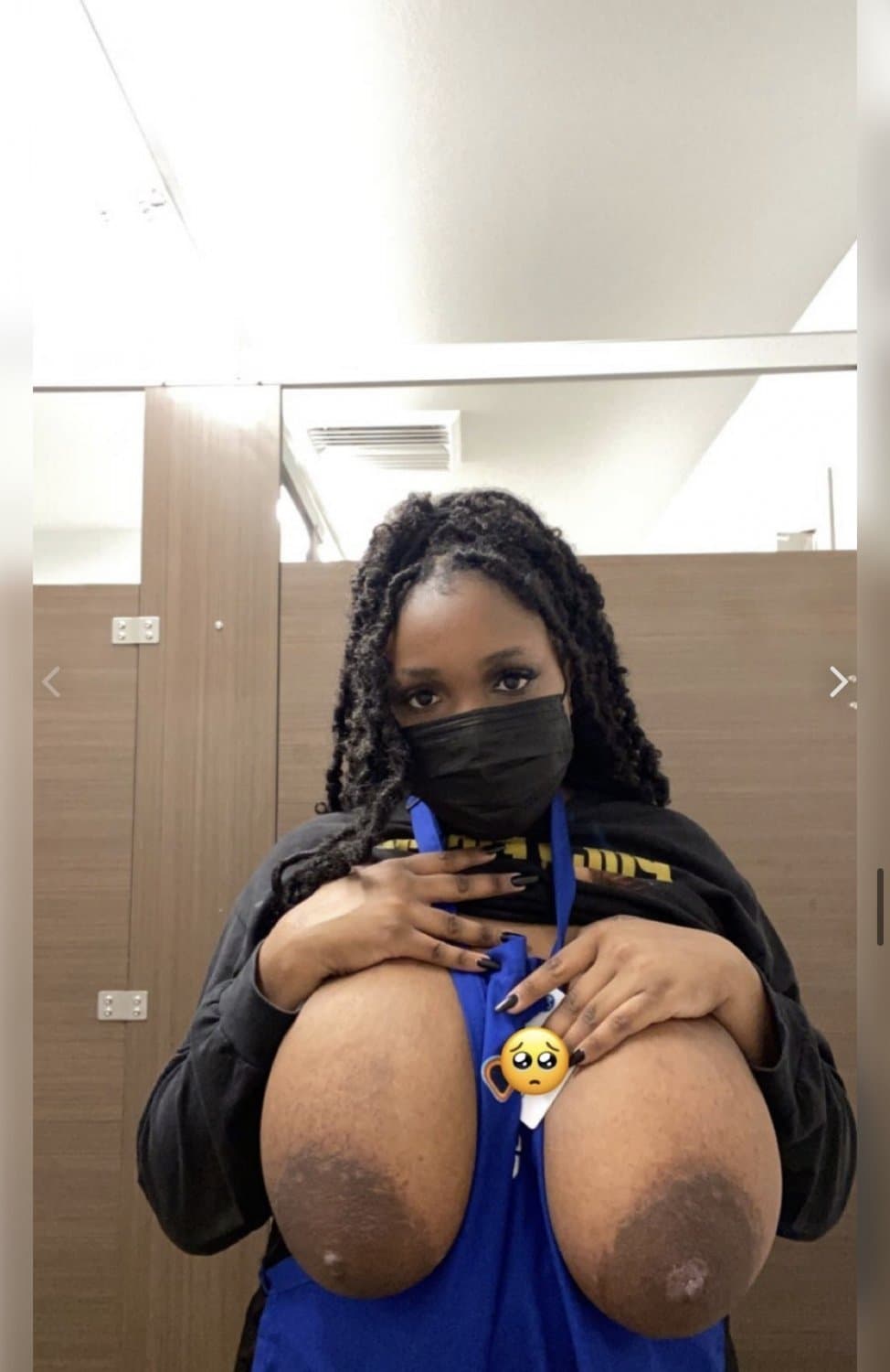 Big nipples huge areolas ?❤️?