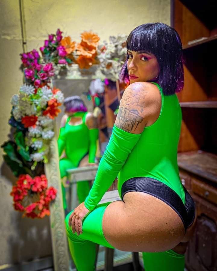 Tremeeee nesse bundão