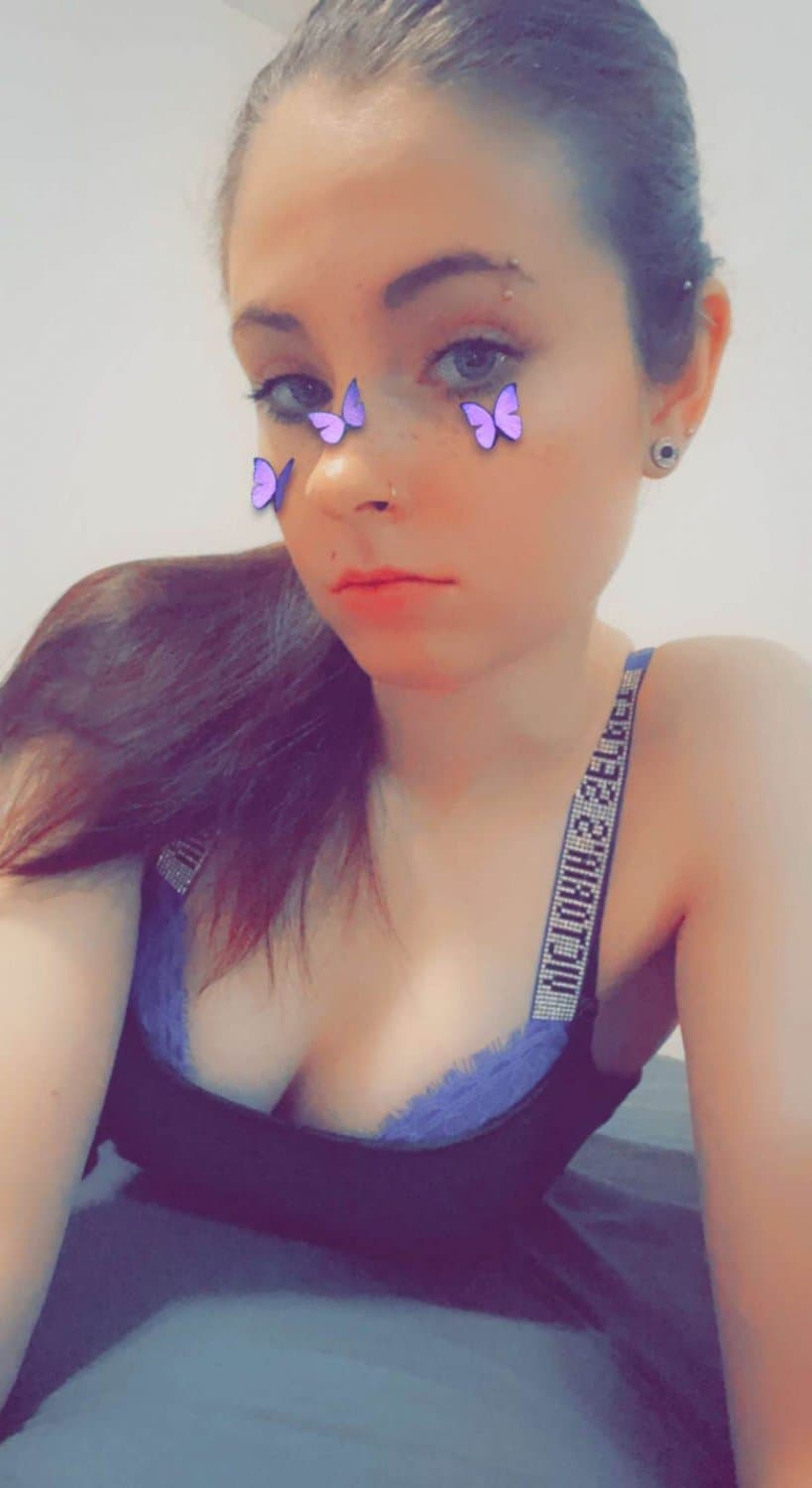 Lily Thompson should be a pornstar