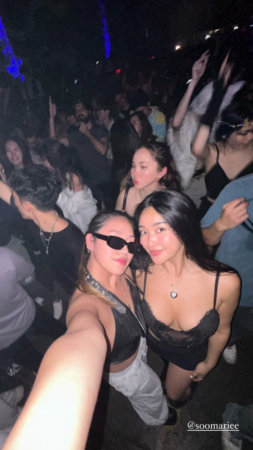 Sexy Chinese Asian ABG - Hot Girl Summer "ABGFinder" Asian Teen Girl