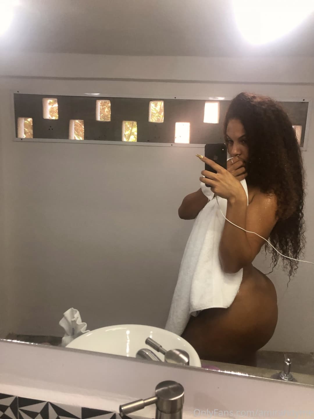 Big Exotic Ass Amirah 2