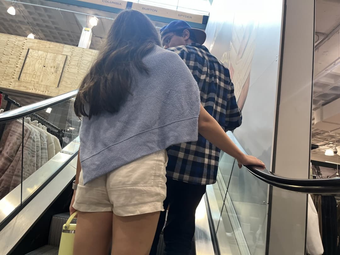 College Teen Shopping Mall