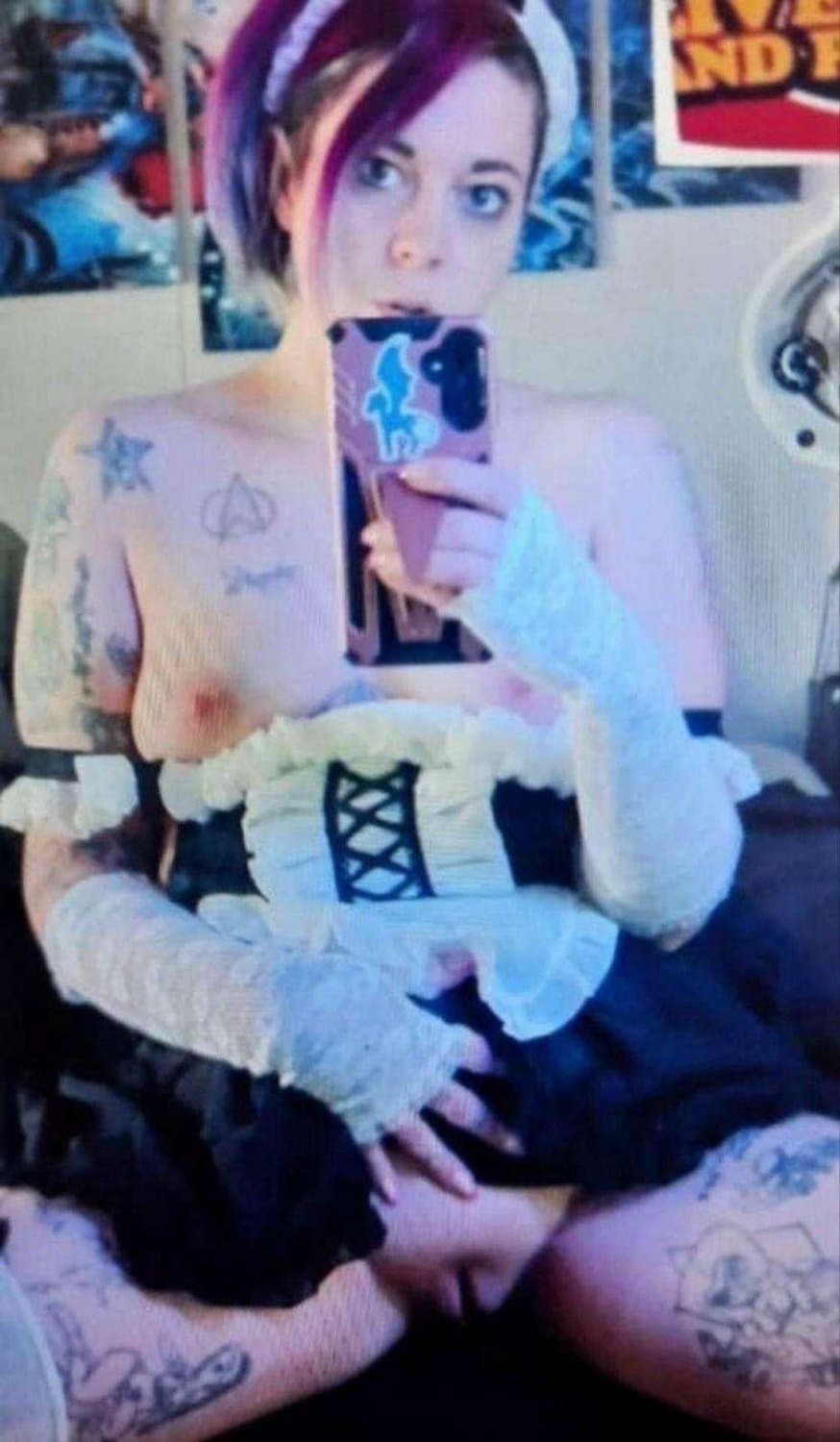 Slut friends mom, son insta in post, son snap Masterboe ,bully him,kik Burner12355 for more exposure