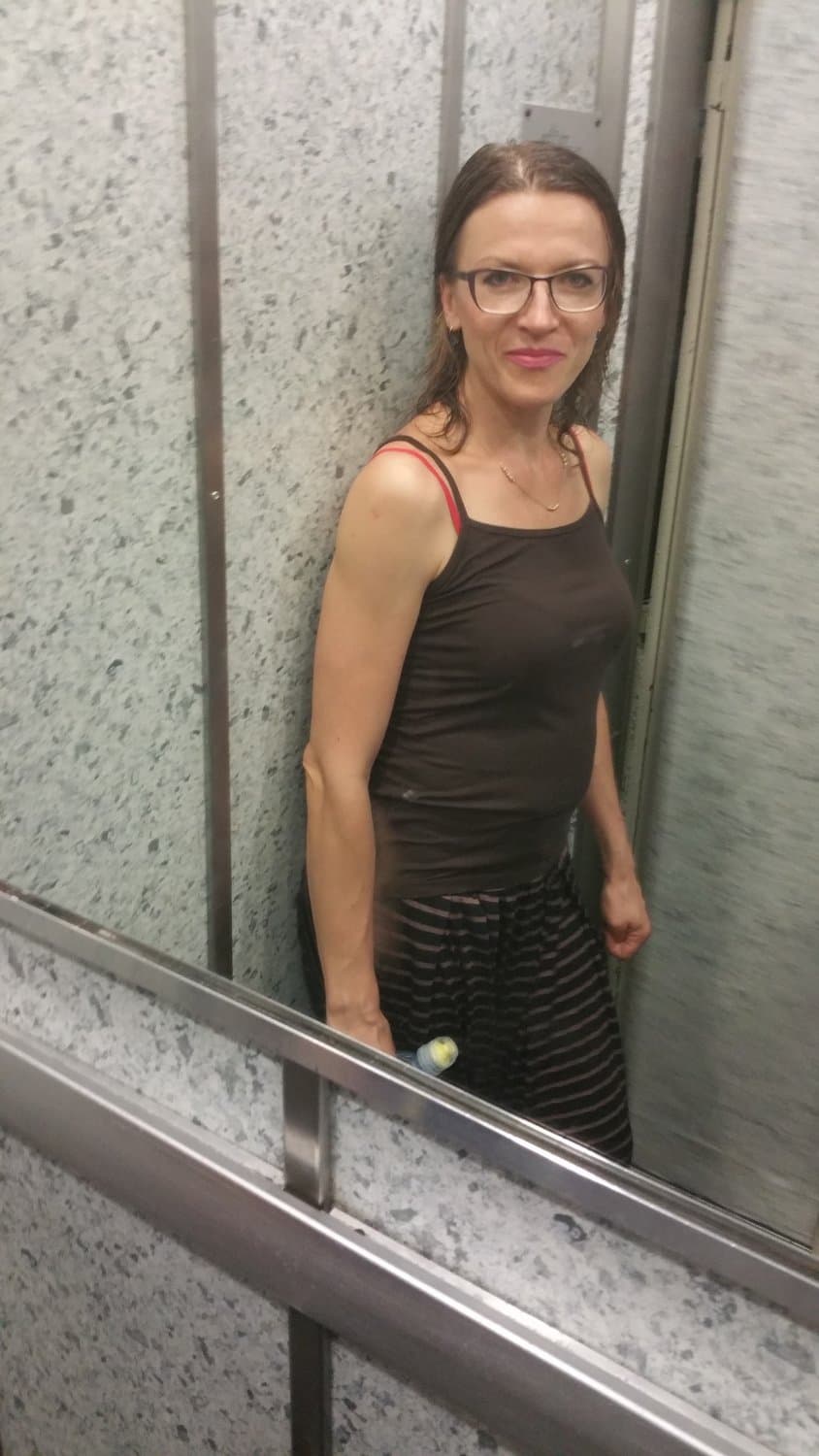 Boss on Bke Fucks Irina Secretary