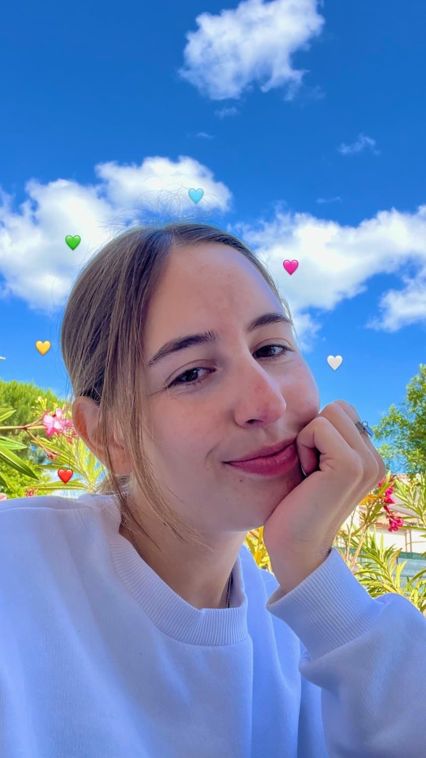 Chienne française exposé