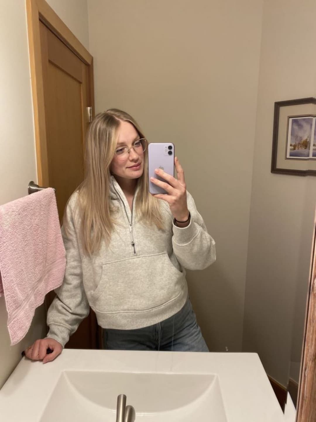 Brooklyn, 27 from Alberta Canada, paramedic, married Christian mom