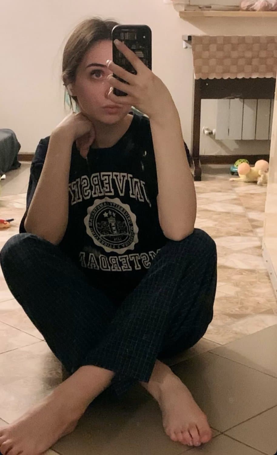 Sexy lips hot feet slut. High heel