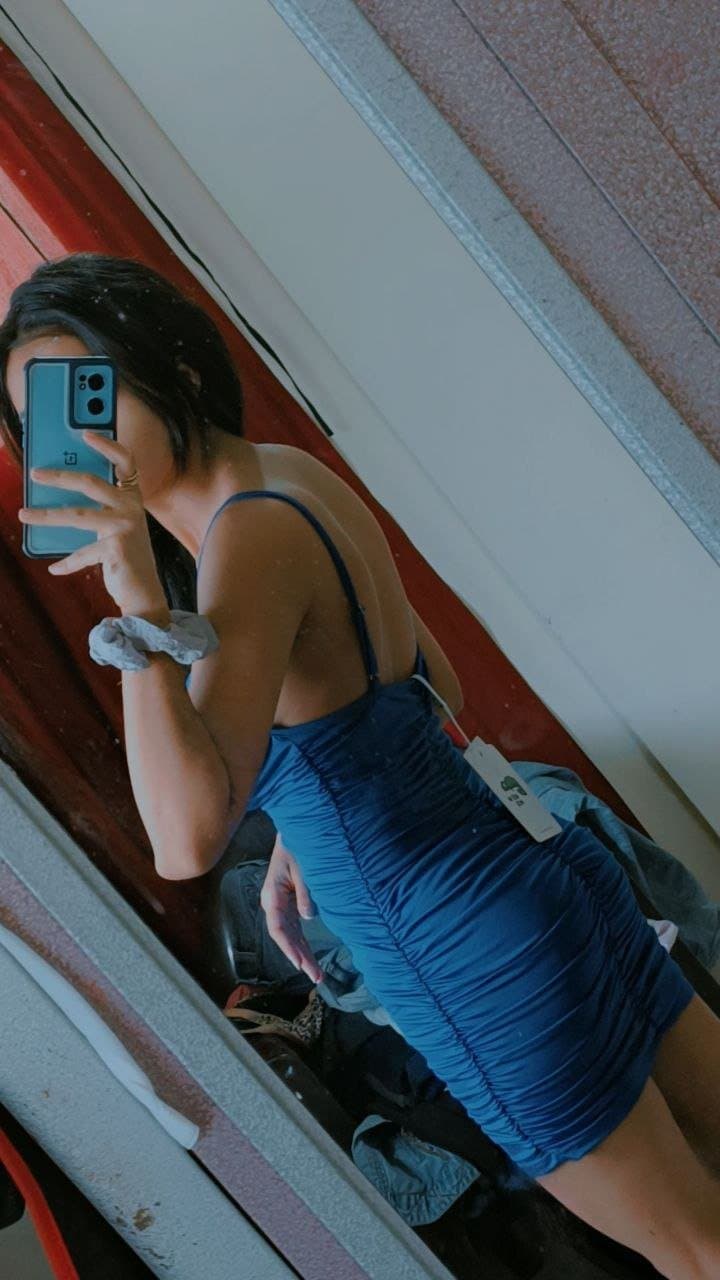 Desi Indian Horny Beautiful Club Girl With Different Guys Full Nude & Sucking Dick Blowjob