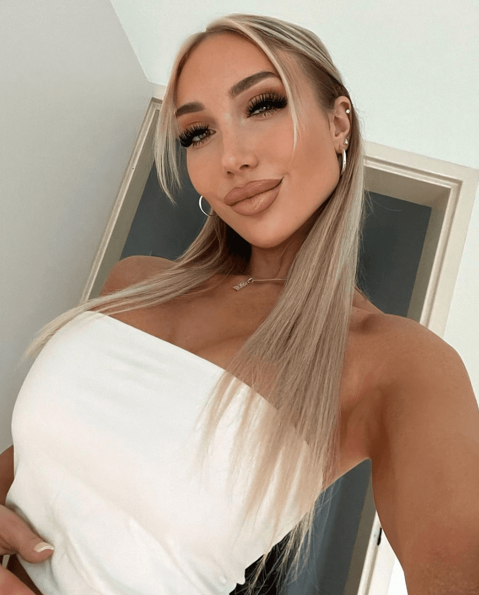 Austrian Top Model BBC Gangbang   BBC street blowjobs   Anal