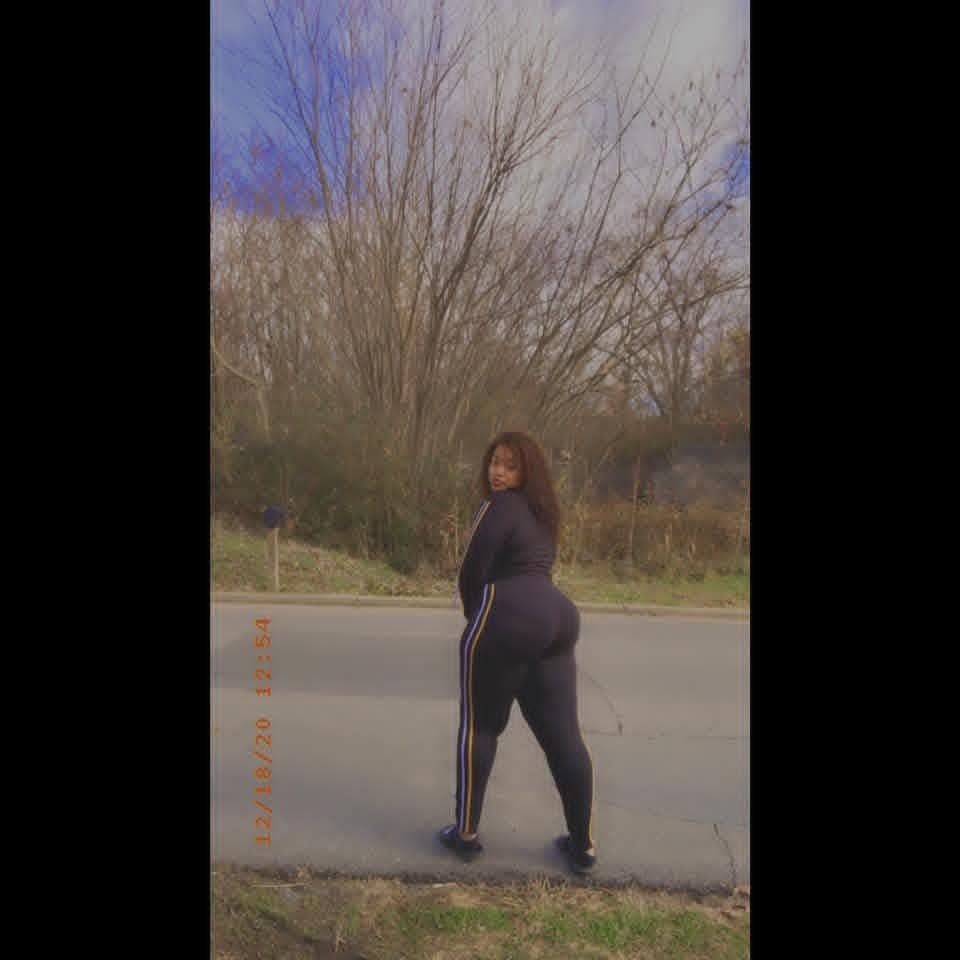 CHUBBY THICK BIG ASS EBONY BBW SSBBW GOONER MATERIAL