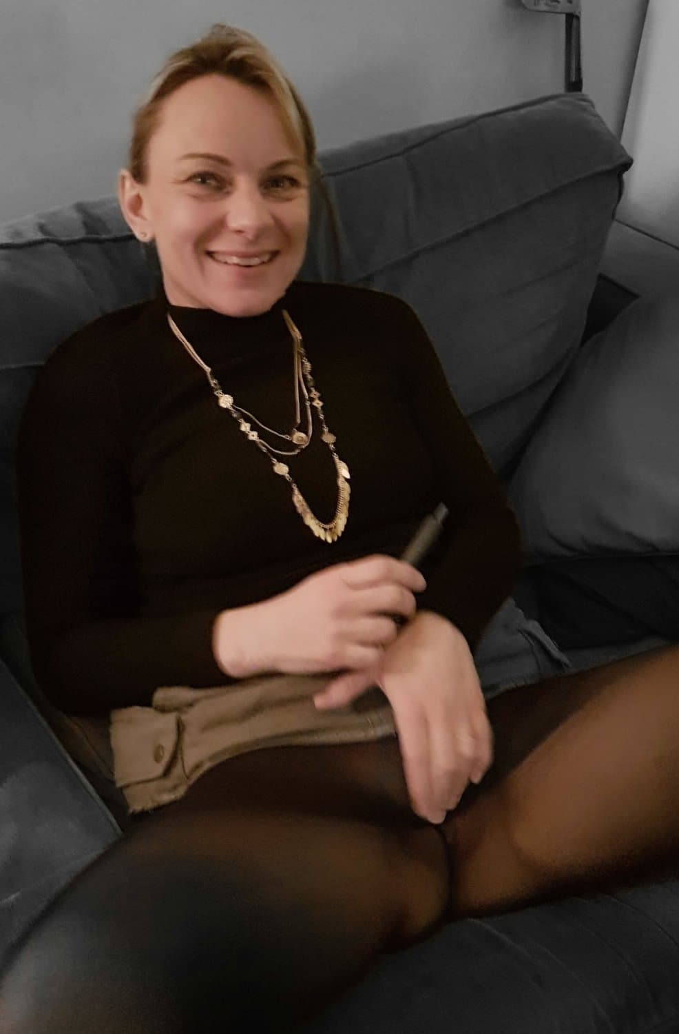 Click to view full size Sabrinag75 la salope leggins