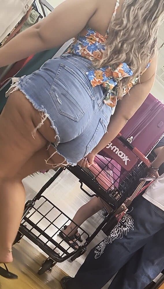 Denim shorts & Ass