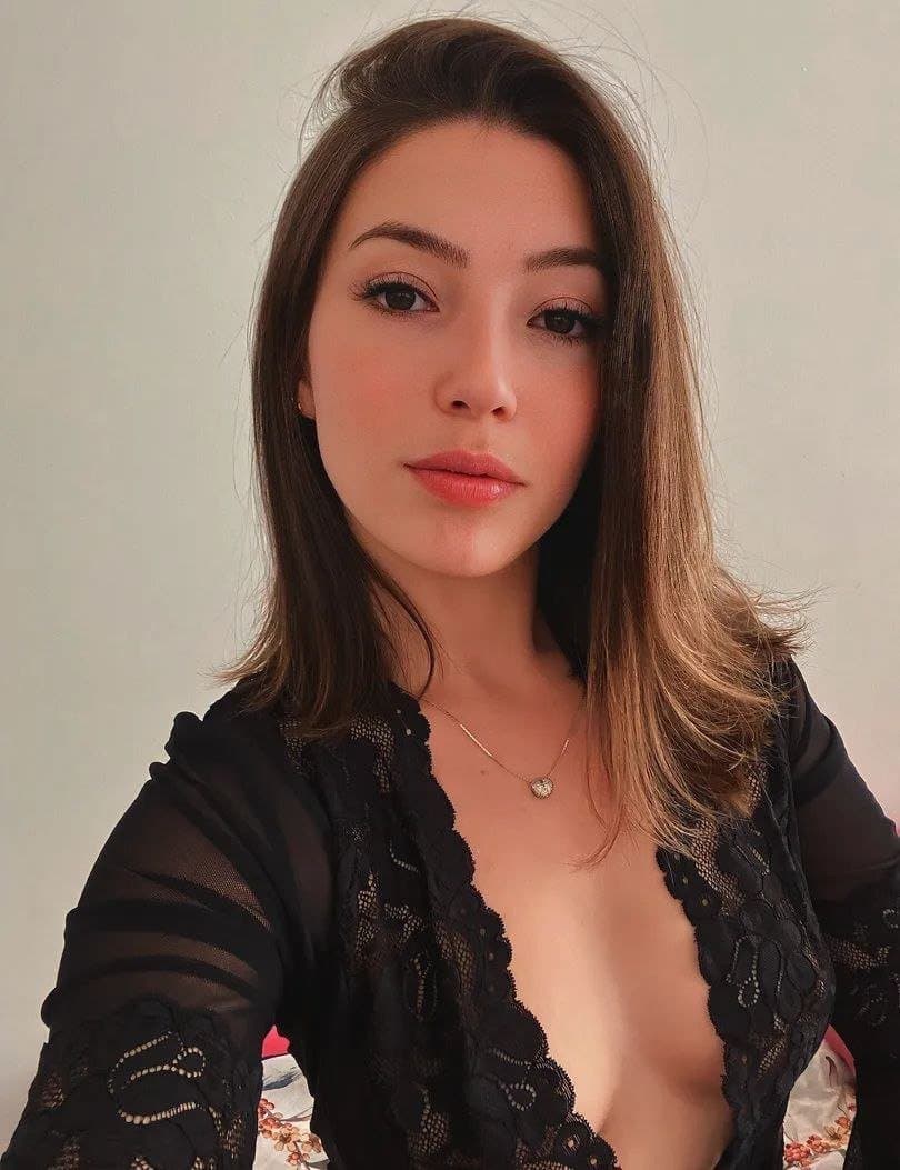 Morena linda gostosa linda