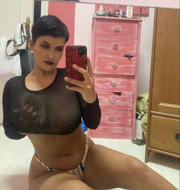 Mery, va de chula y es una puta barata más