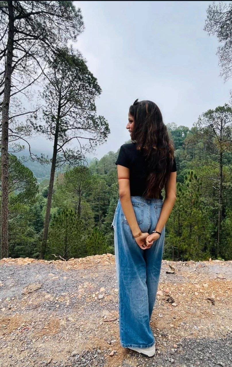 23 yo Delhi Slut Gaura Agarwal ?