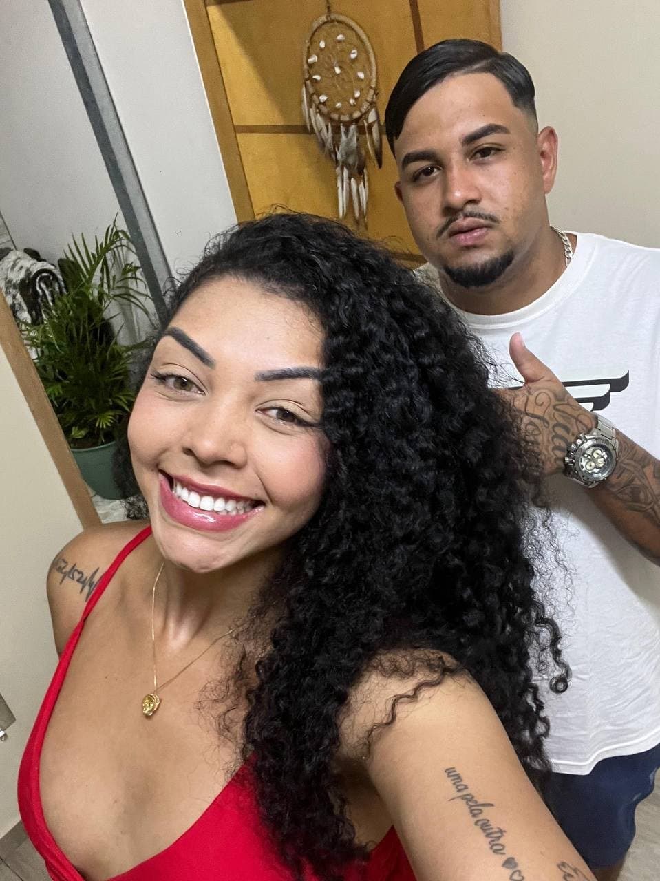 MAIS UM CASAL VAZADO POR MIM POR VOCÊS