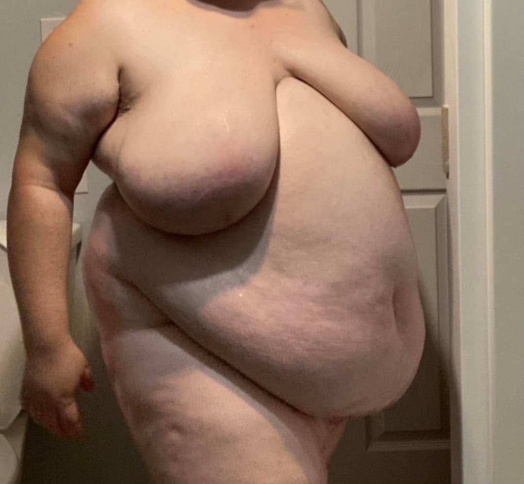 Huge Fat Tits and a Soft Belly = Perfect Combo