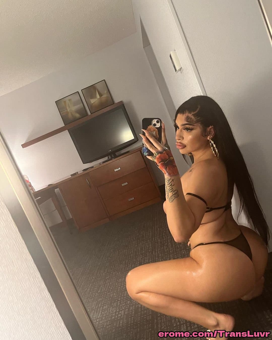 Big Ass Latina Trans Sucks BBC And Get Fucked [Femboy, Ladyboy, Shemale, Sissy, Trap]