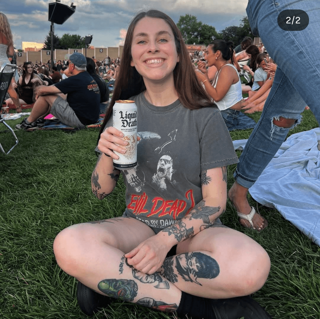 Great thick ass on this stupid slut. She barely smiles tho. Maybe a dick in her mouth will fix that.