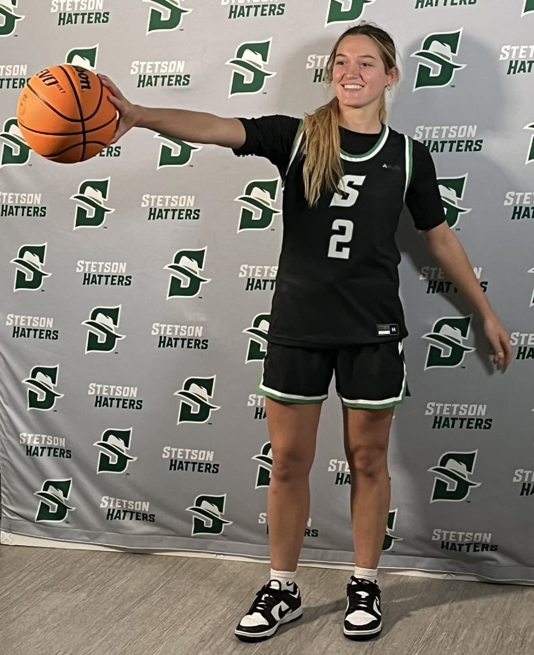 Click to view full size Hot College Athlete Emmy (Bikini)(Uniform)