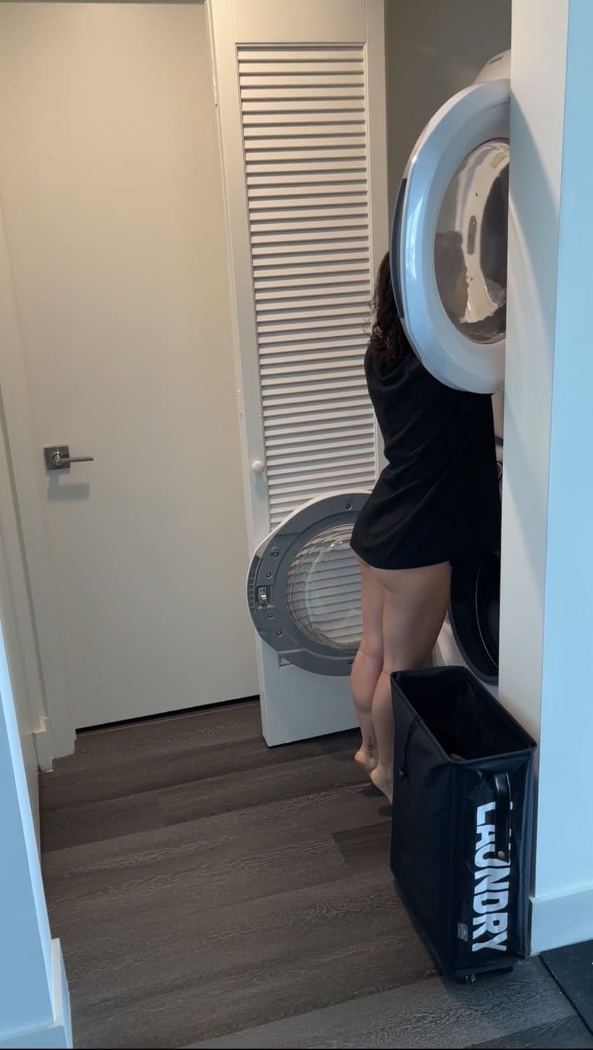 Click to view full size Laundry room small slim thick girl watching what happens there