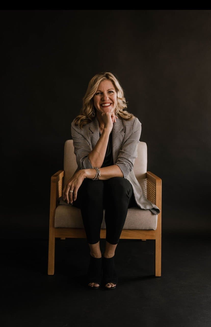 Niki the Business Bitch