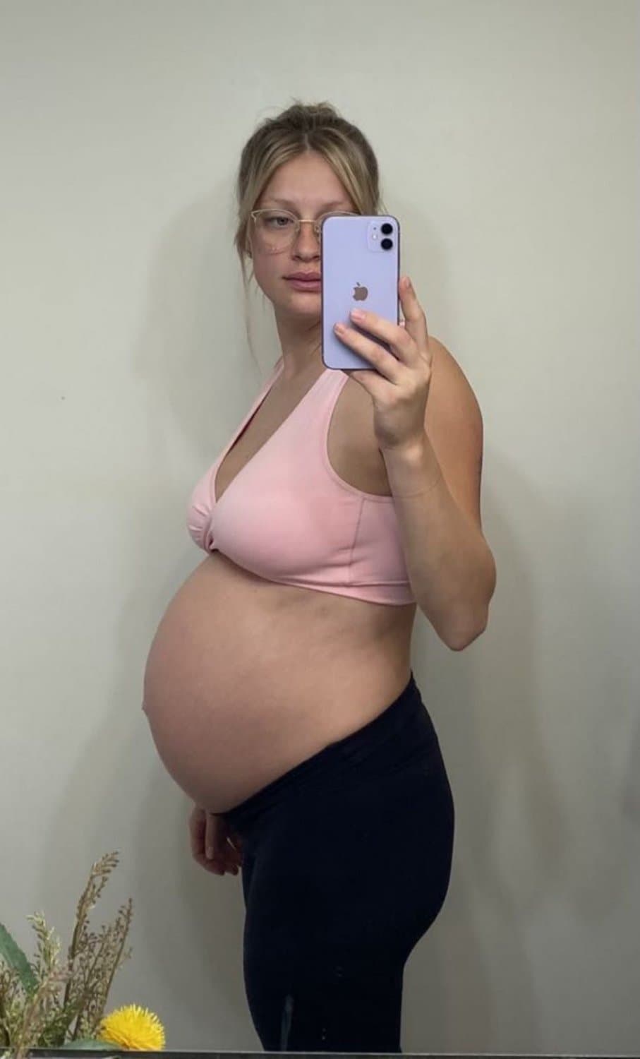 27yo MILF webslut Brooklyn E Albert Canada submitted herself!! To be famous and everywhere