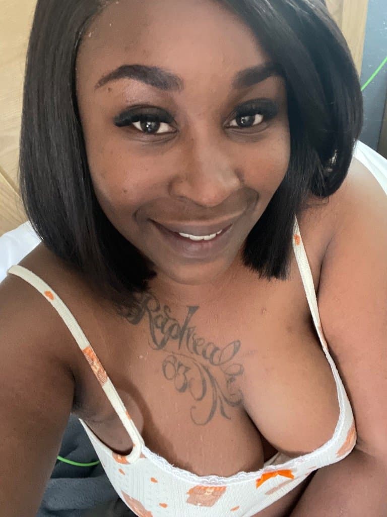 Busty Dark Skin Milf