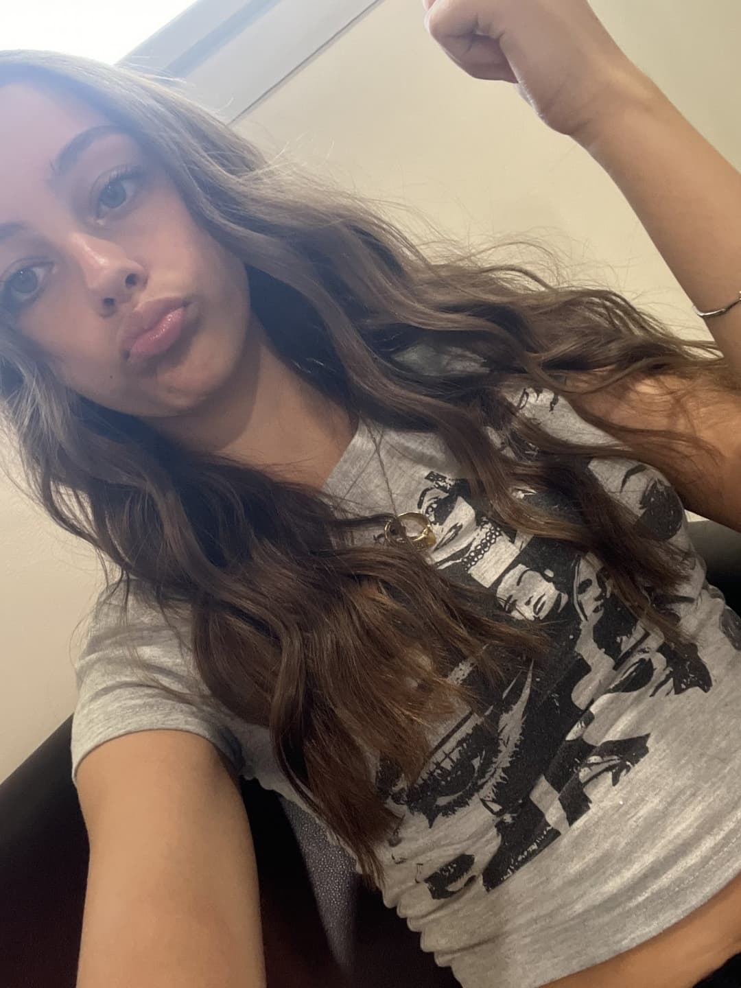 I wanna spit roast Mariah ??