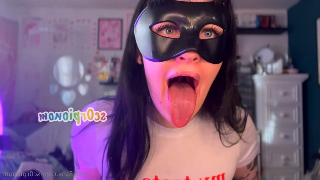 irl Hentai Girl Deepthroating Monster Cocks