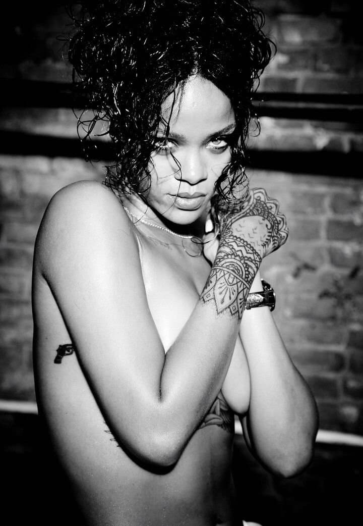 Rihanna Is Such A Beautiful Goddess Slut How Could You Not Resist A Edging Session ??