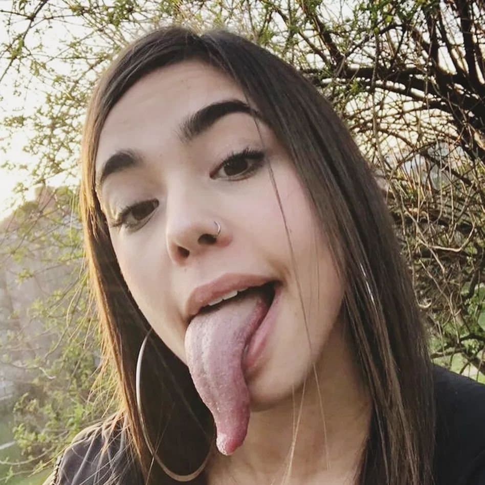 Noa Blanco long tongue fetish