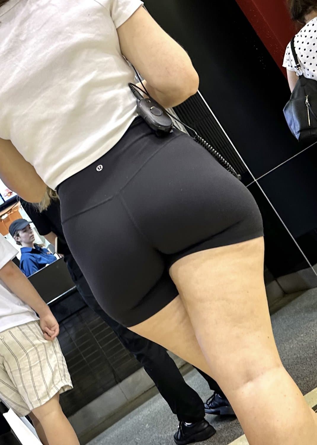 Thick round ass pawg cutie teasing her pussy and ass. Not oc