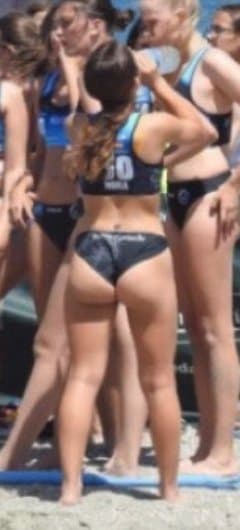 Got this teens nudes called Nora, check the comments for her Tik T0k, then comment for her nudes…