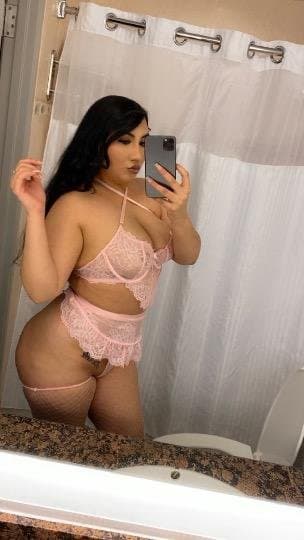 22 year bust Mexican Mariah escort that I f amazing brown nipples and brown p
