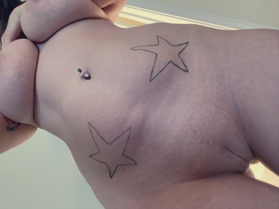 Slut Big Tit BBW Mom Spreads Her Big Holes Wide