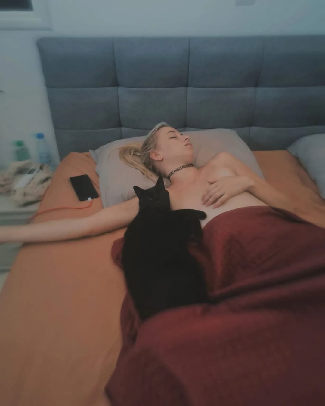 Geiles Stück hart gefickt, erschöpfte Schlampe schläft ein / german fucked hard till she sleeps