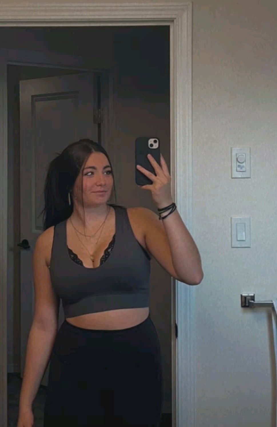 20 year old gym slut cindy