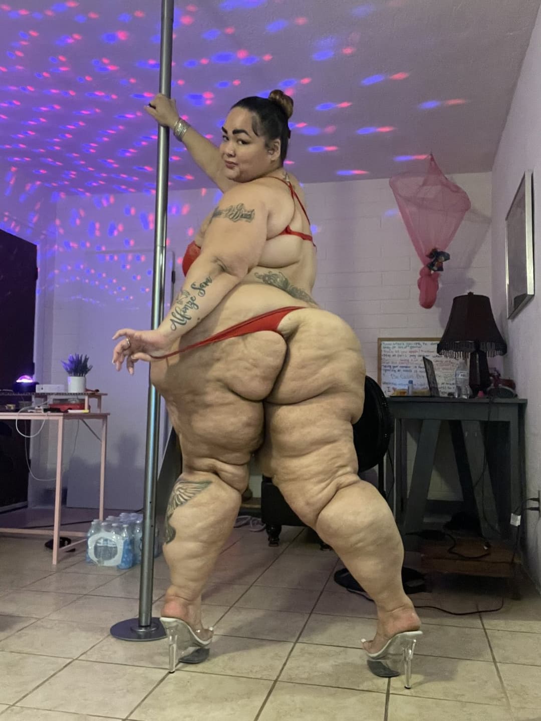 Click to view full size Funky Bbw goon