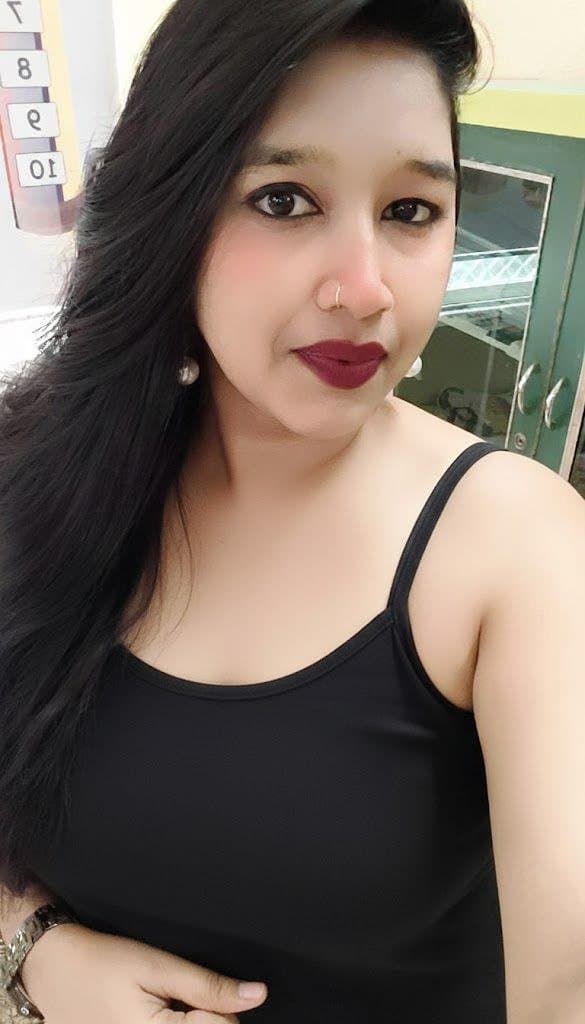 Click to view full size Submissive Horny Indian Wife Bj Hard BDSM Doggy Fuck