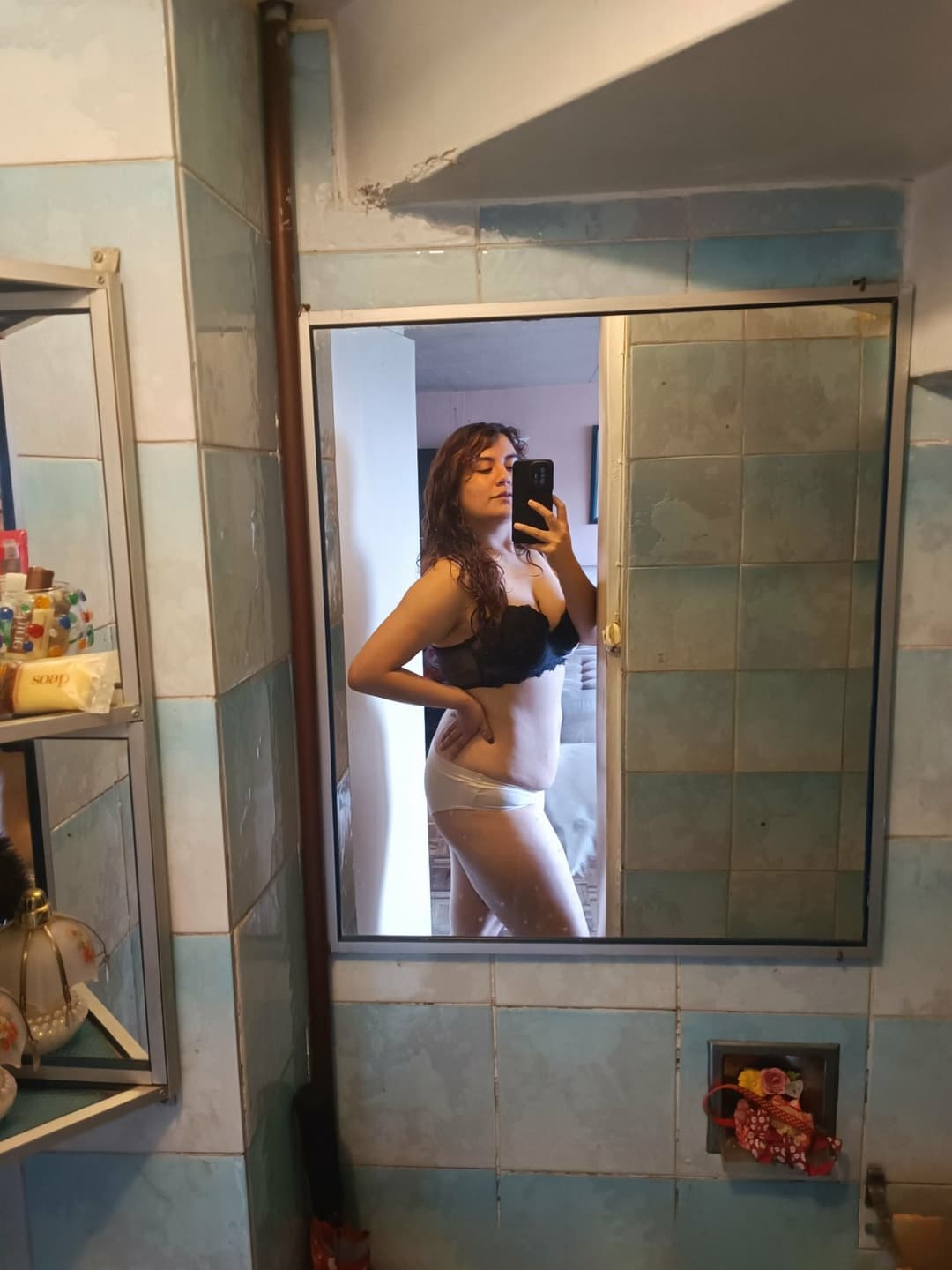 Nuevo aporte de nuestro seguidor, Eri putita ?