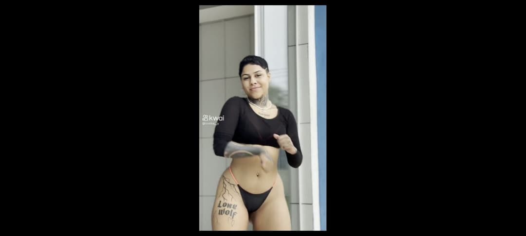 Torinha.Tô batendo muita punheta para essa mulher deliciosa