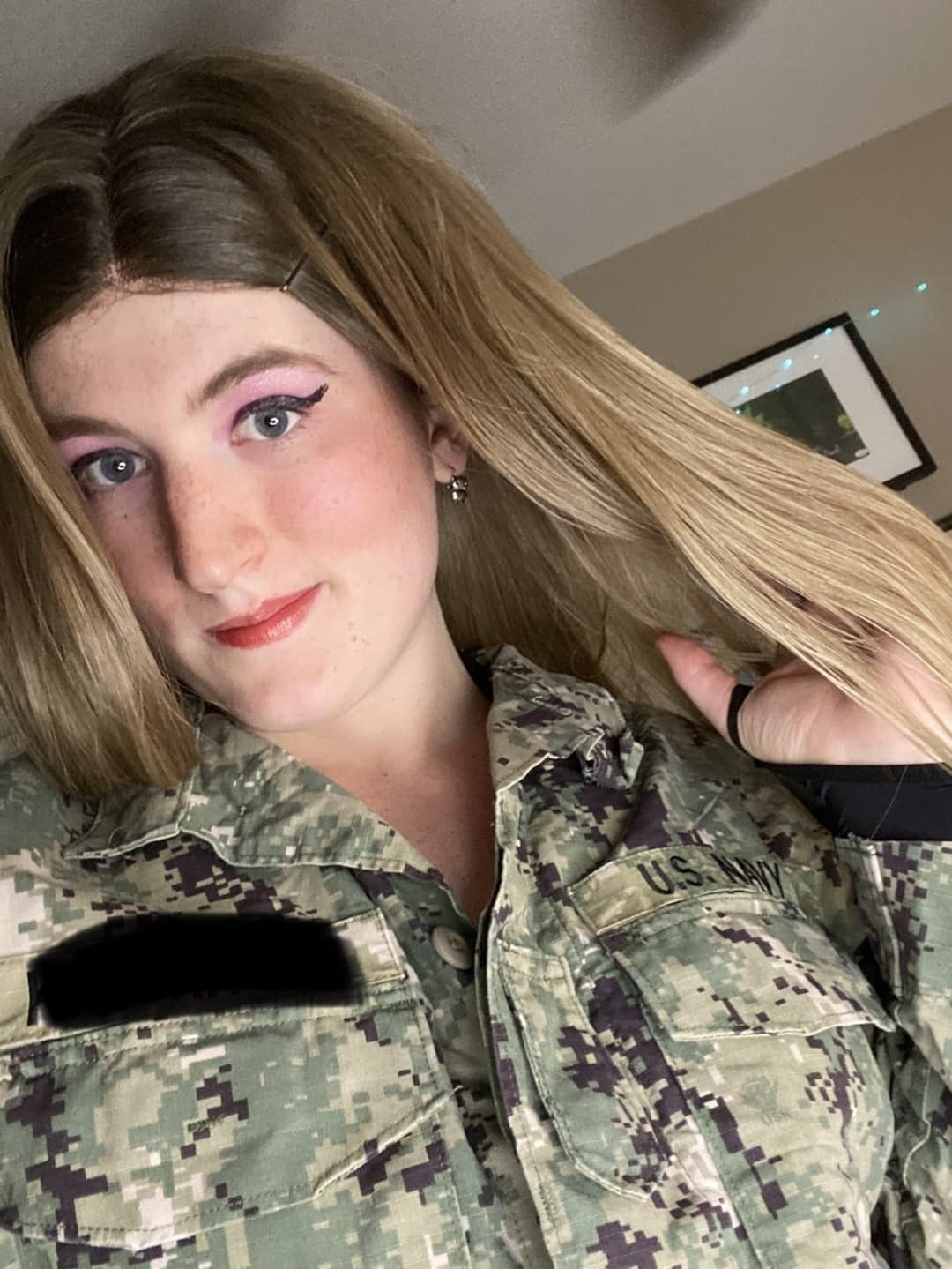 Hung Sissy Getting A Blowjob From Her Friend [femboy, ladyboy, shemale, sissy trap, tgirl, trans]