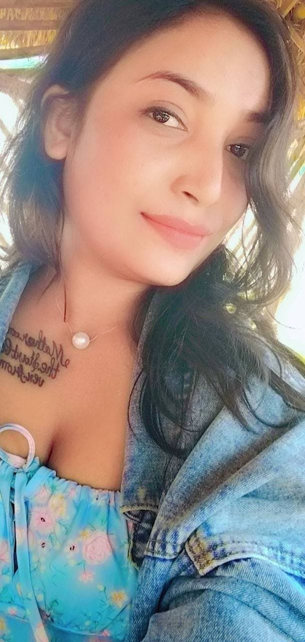 Sexy indian girl nude blowjob and fuck