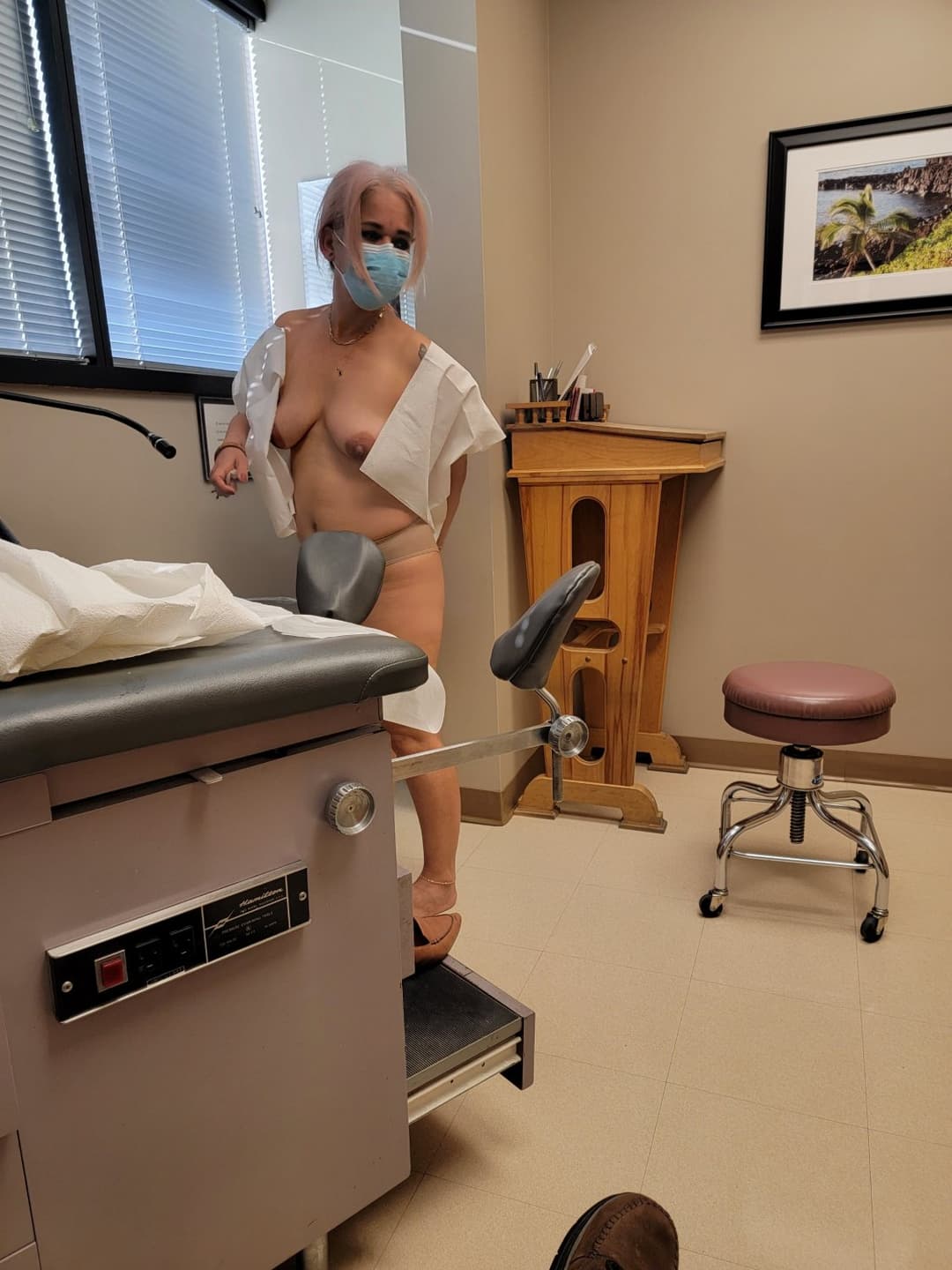 Slut visiting the clinic